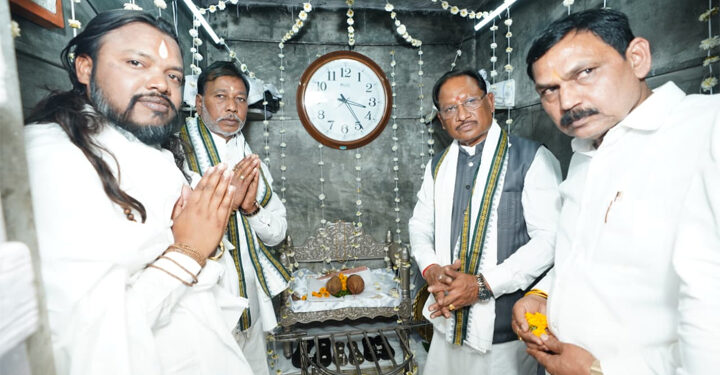 बाबा गुरू घासीदास जी के बताए मार्ग पर काम कर रही हमारी सरकार – मुख्यमंत्री श्री साय