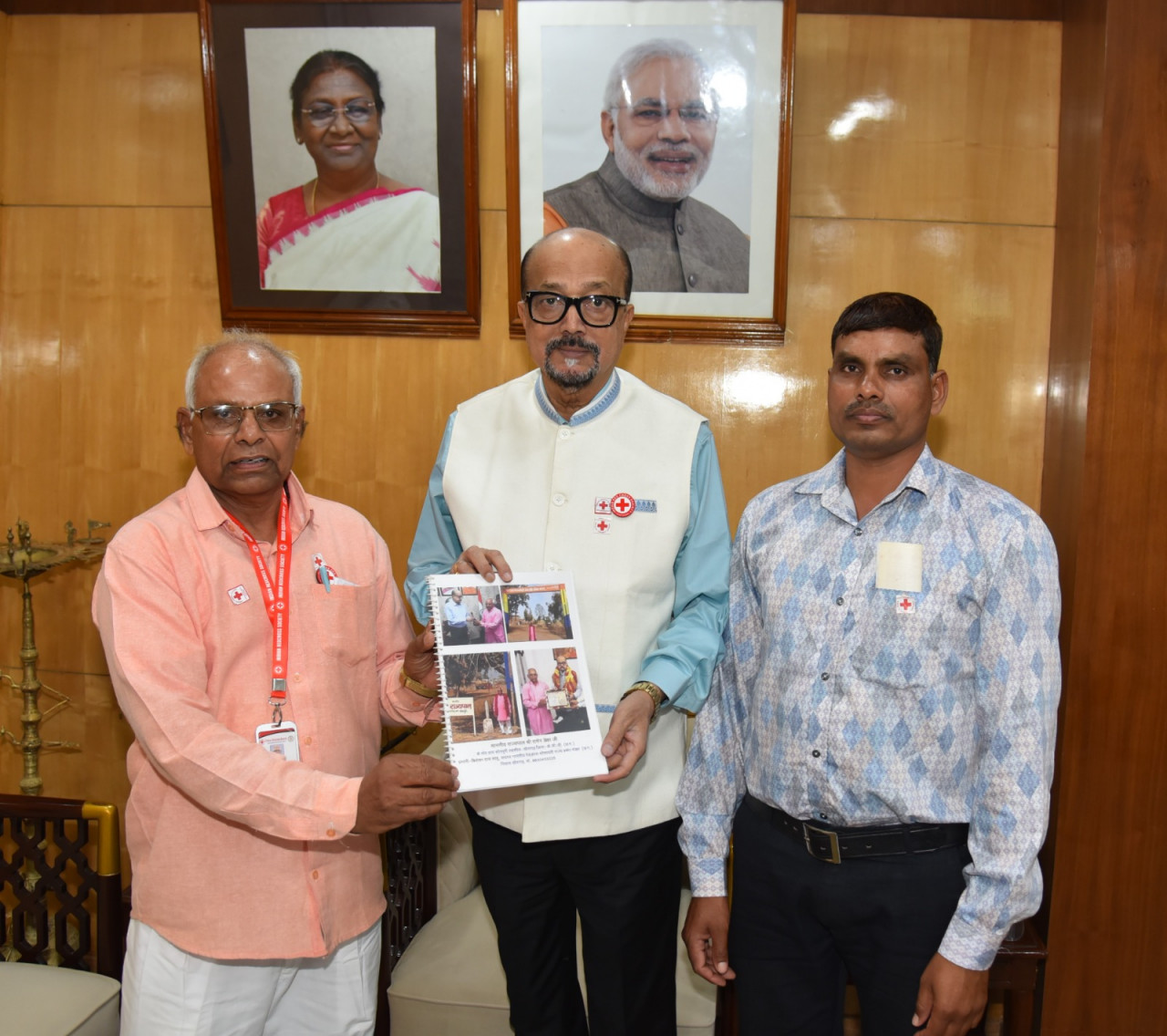 राज्यपाल रमेन डेका ने गोद ग्राम सोनपुरी के समग्र विकास के लिए दिए आवश्यक निर्देश…..