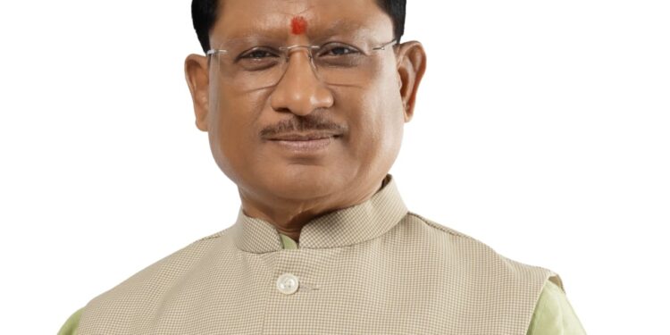 सीएम कैंप कार्यालय की पहल से दाराखरिका में सुलझी वर्षों पुरानी बिजली समस्या, ट्रांसफार्मर लगने से ग्रामीणों को मिली राहत: मुख्यमंत्री विष्णुदेव साय…..