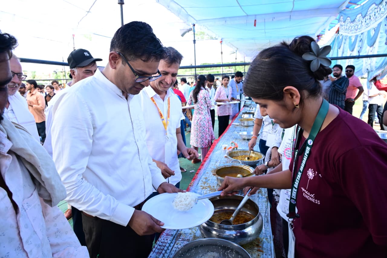 इनोवेशन महाकुंभ 1.0 में वित्त मंत्री ओपी चौधरी ने युवाओं के साथ किया सहभोज, विभिन्न विषयों पर हुई चर्चा….