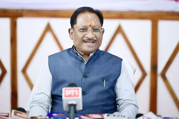 मुख्यमंत्री विष्णु देव साय की पहल : नगर पालिकाओं एवं नगर पंचायतों के समग्र विकास के लिए शुरू होगी ‘आदर्श शहर समृद्धि योजना’….
