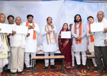 स्वामित्व से संपत्ति का अधिकार, बिहान से आत्मनिर्भरता की राह : कोसरंगी चौपाल में ग्रामीण विकास की दिखी तस्वीर….