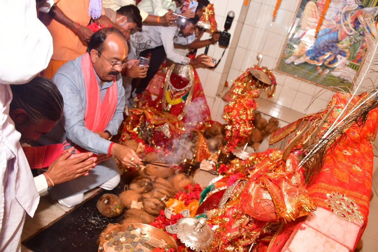 उप मुख्यमंत्री अरुण साव ने तेलीन सत्ती माता मंदिर में की पूजा-अर्चना….