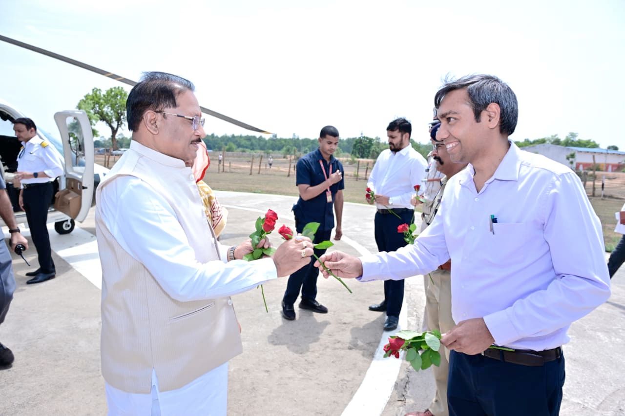 मुख्यमंत्री विष्णुदेव साय पहुंचे बगिया, केंद्रीय मंत्री तोखन साहू और कृषि मंत्री रामविचार नेताम भी साथ पहुंचे…..