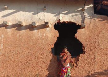 हाथियों के साये से सुरक्षित भविष्य तक : प्रधानमंत्री आवास योजना ने करमचन्द्र के परिवार को दिया नया जीवन……