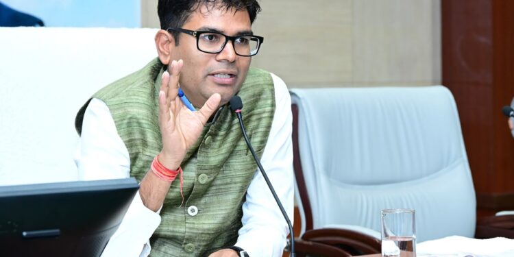 आवास एवं पर्यावरण श्रीओपी चौधरी ने विभिन्न आवासीय कॉलोनियों के प्रतिनिधियों के साथ की बैठक…..