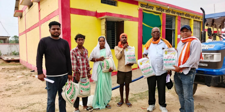 खाद, बीज और उर्वरकों की समय पर उपलब्धता से किसानों में उत्साह, नैनो डीएपी और नैनो यूरिया बने किसानों के भरोसेमंद कृषि साथी…..