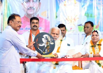 आध्यात्मिक मूल्यों से ही संभव है स्वस्थ और संस्कारित समाज का निर्माण : मुख्यमंत्री विष्णु देव साय….
