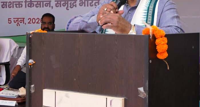 मृदा संरक्षण, प्राकृतिक खेती और कृषि नवाचारों को मिला नया संबल, किसानों से किया पर्यावरण अनुकूल खेती अपनाने का आह्वान – कृषि मंत्री रामविचार नेताम…..