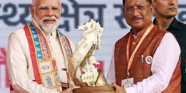 प्रधानमंत्री नरेन्द्र मोदी के नेतृत्व के 12 वर्ष पूर्ण होने पर मुख्यमंत्री विष्णु देव साय ने दी बधाई और शुभकामनाएं…..