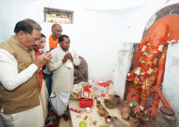 मुख्यमंत्री विष्णुदेव साय ने ऐतिहासिक चतुर्भुज विष्णु मंदिर में की पूजा-अर्चना, प्रदेश की सुख-समृद्धि की कामना……