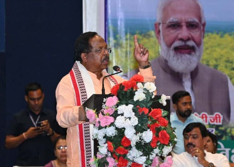भावी पीढ़ी के बेहतर स्वास्थ्य के लिए अपनाना होगा जैविक खेती: कृषि मंत्री रामविचार नेताम…..