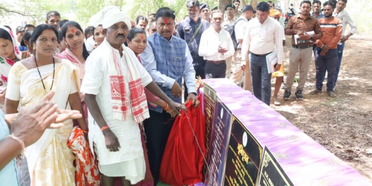 मर्दापाल अंचल को 4.06 करोड़ रूपए के विकास कार्यों की सौगात, वनमंत्री केदार कश्यप ने किया भूमिपूजन और लोकार्पण…..