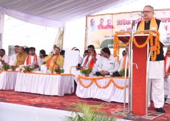 कृषि की नवीनतम एवं आधुनिक तकनीकों को अपनाएं कृषक: विधानसभा अध्यक्ष डॉ. रमन सिंह….