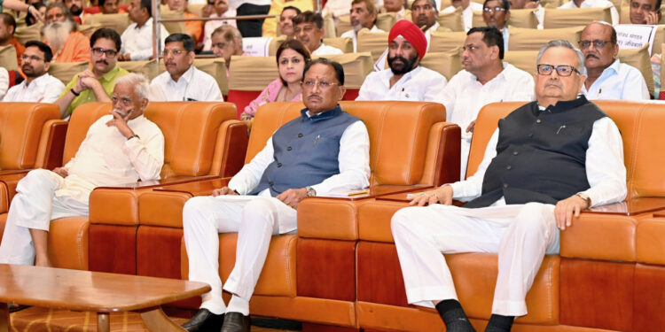 समाज, संगठन और योग के प्रति समर्पित था रूपनारायण सिन्हा जी का जीवन : मुख्यमंत्री विष्णु देव साय……