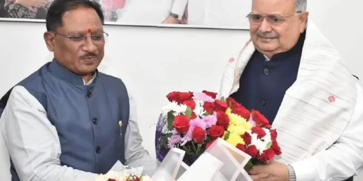 मुख्यमंत्री विष्णु देव साय ने विधानसभा अध्यक्ष डॉ. रमन सिंह को वैवाहिक वर्षगांठ पर दी बधाई….