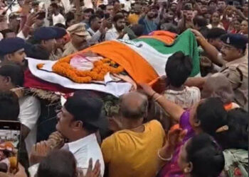 पंडवानी गायिका तीजन बाई पंचतत्व में विलीन:राजकीय सम्मान के साथ अंतिम संस्कार; नाना से प्रेरणा मिली, 13 की उम्र में पहली बार गाया