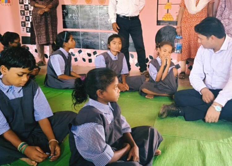 ​शिक्षा की मुख्यधारा से जुड़ेंगे 1200 बच्चे: तीन महीने के ‘ब्रिज कोर्स’ से तय होगी कक्षा