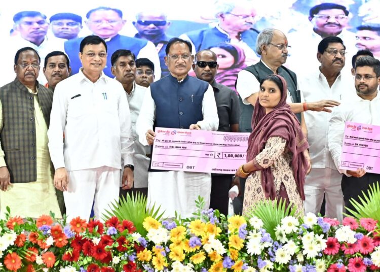 ढाई साल की उपलब्धियाँ- छत्तीसगढ़ का श्रमिक कल्याण के क्षेत्र में नई पहचान