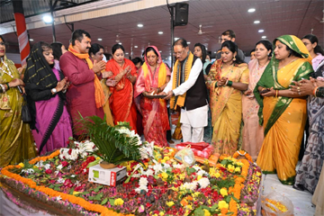 रायपुर : मुख्यमंत्री श्री विष्णुदेव साय ने पवित्र श्रावण मास में अपने निवास में किया रुद्राभिषेक