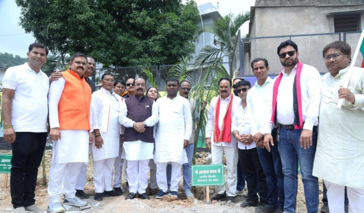 उप मुख्यमंत्री श्री अरुण साव ने बहुउद्देशीय मिनी स्टेडियम और इनडोर हॉल का किया लोकार्पण