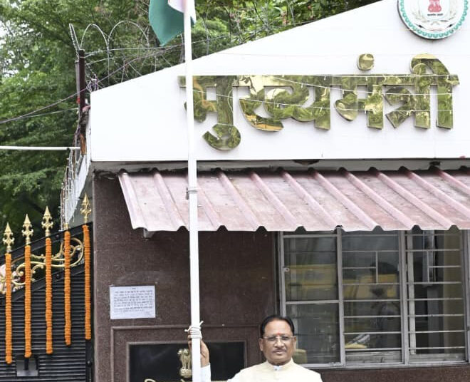 तिरंगा हमारी राष्ट्रीय अस्मिता, स्वाभिमान और एकता का प्रतीक : मुख्यमंत्री श्री विष्णुदेव साय