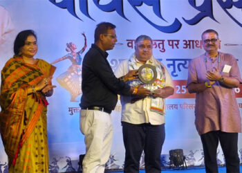रायपुर : सुर, लय और नृत्य की मनमोहक प्रस्तुतियों के बीच ‘पावस प्रसंग’ का भव्य समापन, मुक्ताकाशी मंच पर उमड़ा दर्शकों का सैलाब