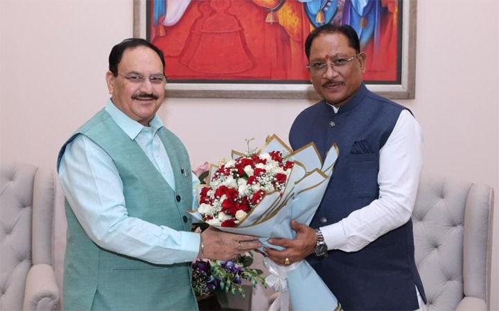 मुख्यमंत्री श्री विष्णु देव साय ने केंद्रीय स्वास्थ्य मंत्री श्री जे.पी. नड्डा से की सौजन्य भेंट