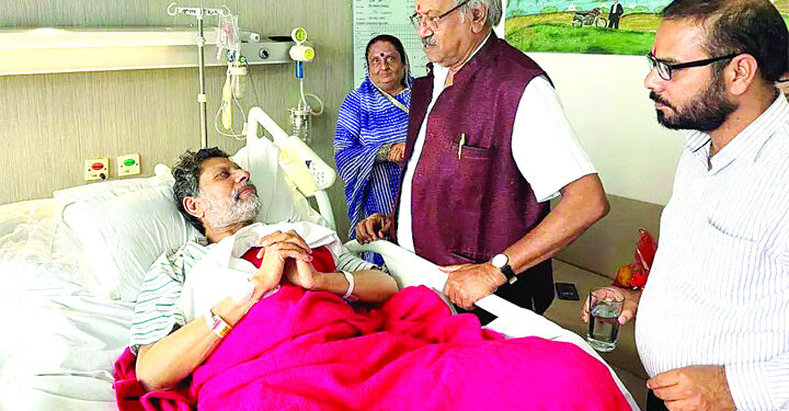 सांसद अग्रवाल पहुंचे मेदांता, जाना प्रदेश अध्यक्ष सिंह देव का हाल