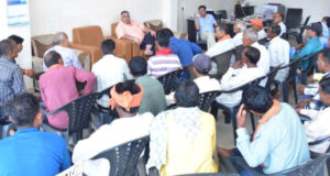 जनदर्शन में पर्यटन एवं संस्कृति मंत्री श्री राजेश अग्रवाल ने सुनीं नागरिकों की समस्याएं, संबंधित अधिकारियों को त्वरित निराकरण के निर्देश