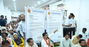 रायपुर : लगातार दो वर्ष देश में सर्वाधिक रिकवरी दर, यह किसानों की मेहनत का परिणाम है – उप मुख्यमंत्री श्री विजय शर्मा
