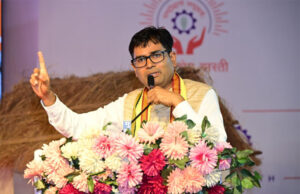 रायपुर : लघु उद्योगों और एमएसएमई को मजबूत बनाकर विकसित छत्तीसगढ़ के निर्माण का रोडमैप तैयार कर रही सरकार : वित्त मंत्री श्री ओ.पी. चौधरी