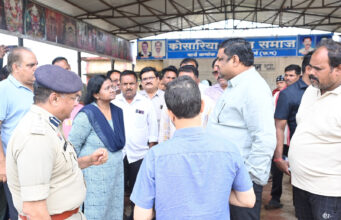 शिवनाथ नदी पहुंचे शिक्षा मंत्री श्री गजेन्द्र यादव, गणेश विसर्जन व्यवस्था और जलस्तर का लिया जायजा