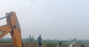 रेत के अवैध उत्खनन पर खनिज विभाग की कार्रवाई, नदी तक जाने वाले मार्ग किए अवरुद्ध