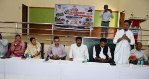 खैरलांजी शिविर में हितग्राहियों को बांटे हितलाभ, स्वामित्व योजना के 9 हितग्राहियों को रजिस्ट्री पत्रक वितरित