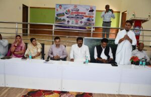 खैरलांजी शिविर में हितग्राहियों को बांटे हितलाभ, स्वामित्व योजना के 9 हितग्राहियों को रजिस्ट्री पत्रक वितरित