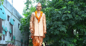 रायपुर : नशा मुक्त भारत के संकल्प के साथ राज्यपाल डेका ने की पदयात्रा