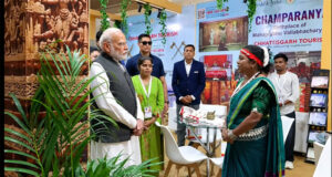 रायपुर : प्रधानमंत्री श्री नरेंद्र मोदी से रूबरू हुईं छत्तीसगढ़ की महिला उद्यमी हीना