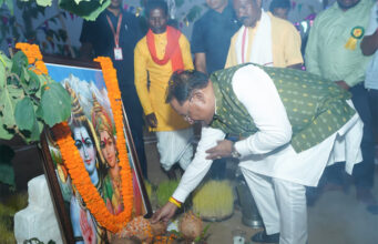 रायपुर : आदिवासी समाज का इतिहास गौरवशाली, हमारी संस्कृति और प्रकृति संरक्षण की परंपरा पूरे देश के लिए प्रेरणा : मुख्यमंत्री श्री विष्णु देव साय