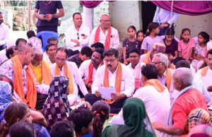 उप मुख्यमंत्री श्री विजय शर्मा ने कबीरधाम के वनांचल ग्रामों में लगाई चौपाल