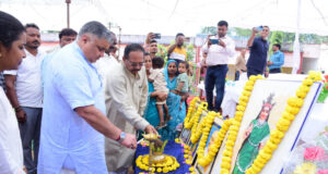 सरगुजा ओलंपिक से निखर रही ग्रामीण खेल प्रतिभाएं, युवा खिलाड़ियों के सपनों को मिल रही नई उड़ान : पर्यटन मंत्री श्री राजेश अग्रवाल