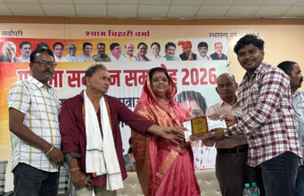 विधायक अनुभा मुंजारे ने लगभग 400 मेधावी छात्र-छात्राओं को किया सम्मानित